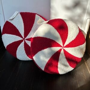 Set of 2 Red & White Peppermint Shaped Christmas Decor Throw Pillows NEW